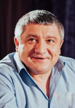 Андрей Бурым