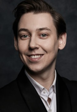 Дмитрий Никаноров
