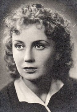 Елена Добронравова