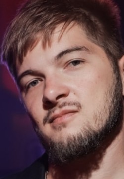 Илья Никишин