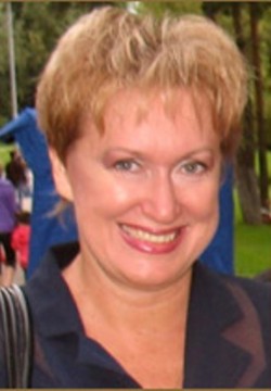 Елена Серова