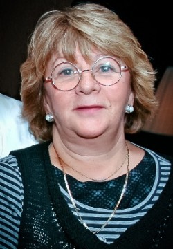 Алла Сурикова