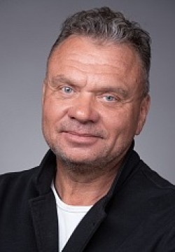 Игорь Мишин